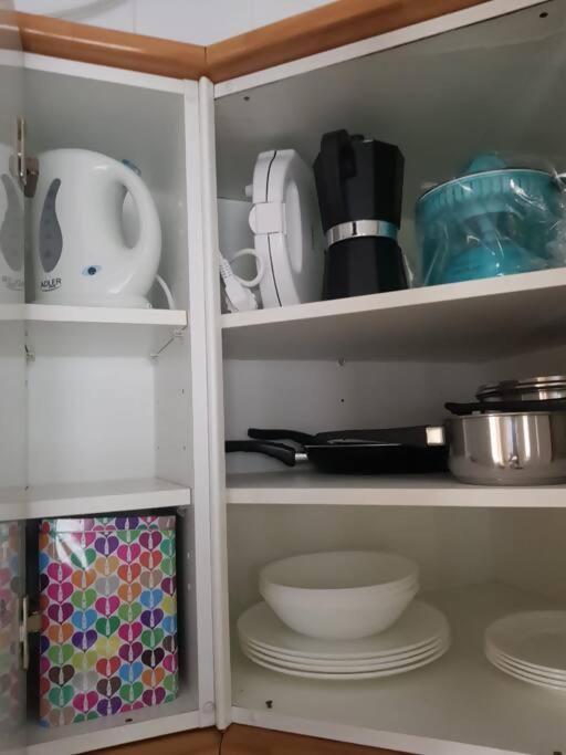 Enjoy Netflix Parking Segun Disponibilidad Apartment Seville Exterior photo