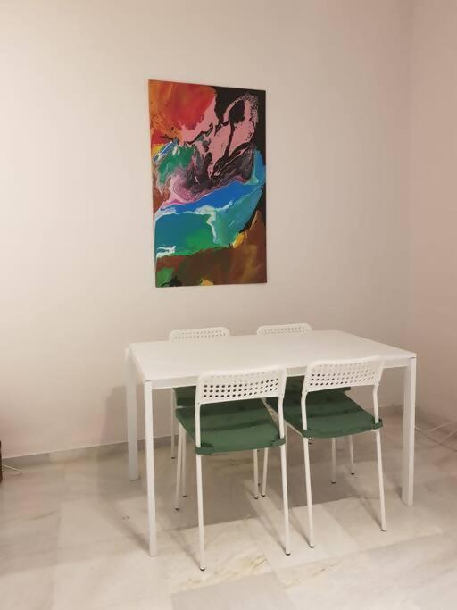 Enjoy Netflix Parking Segun Disponibilidad Apartment Seville Exterior photo